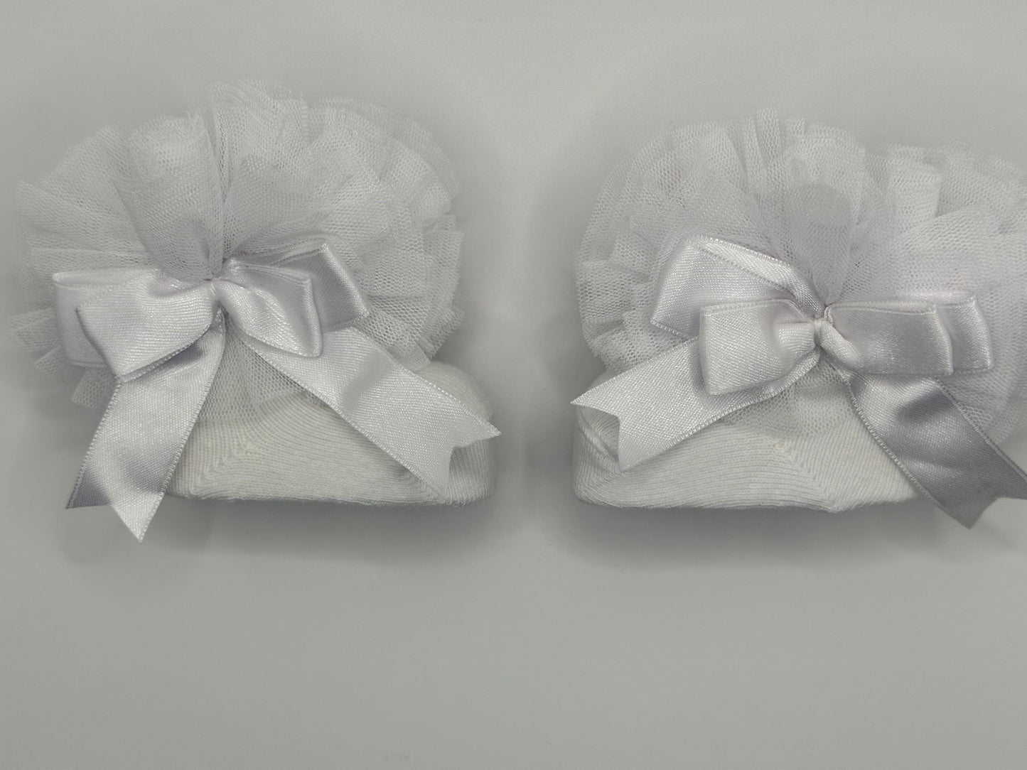 Puffy Ruffle Socks with Bow - White